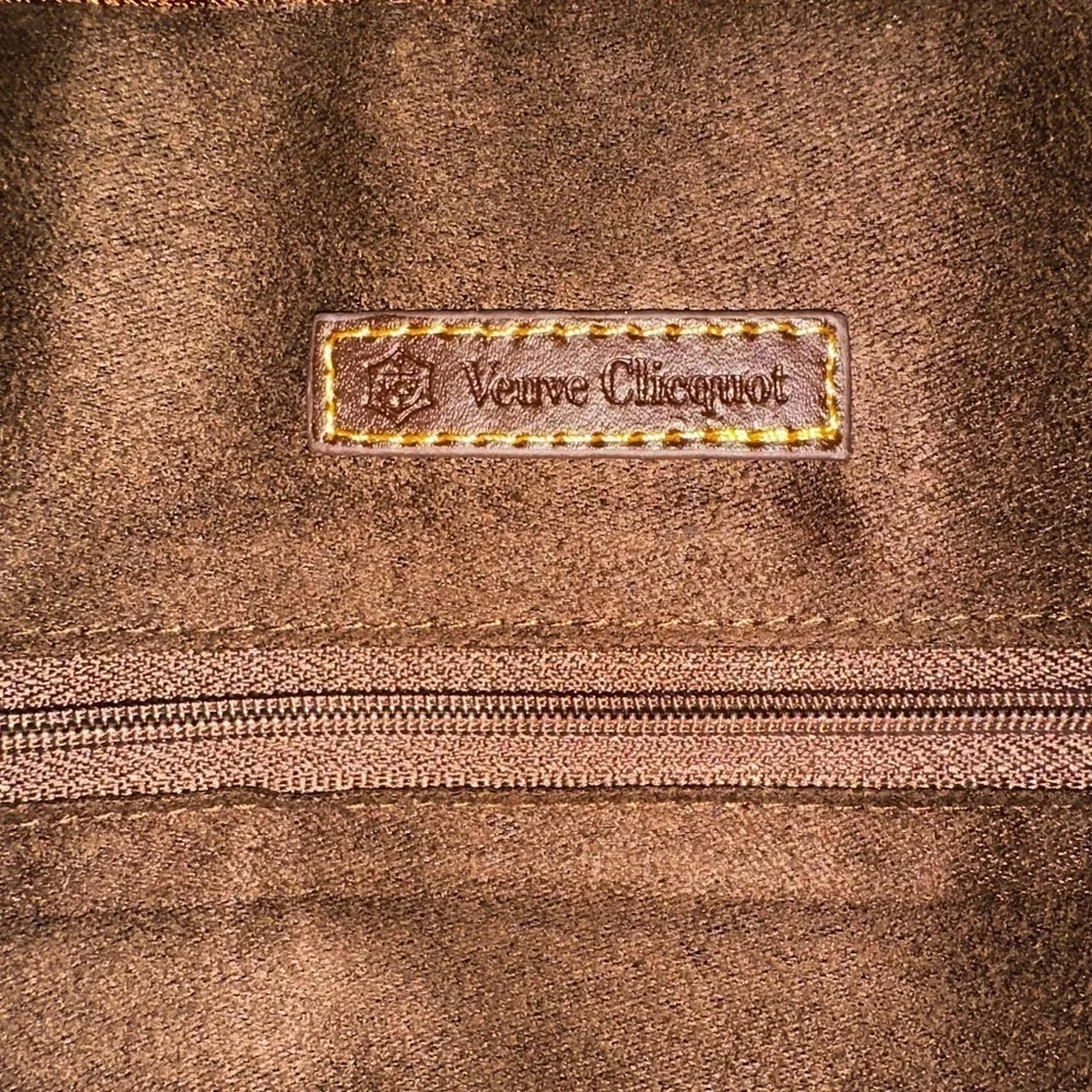 NWOT Veuve Clicquot Ponsardin Champagne Computer/Laptop Case